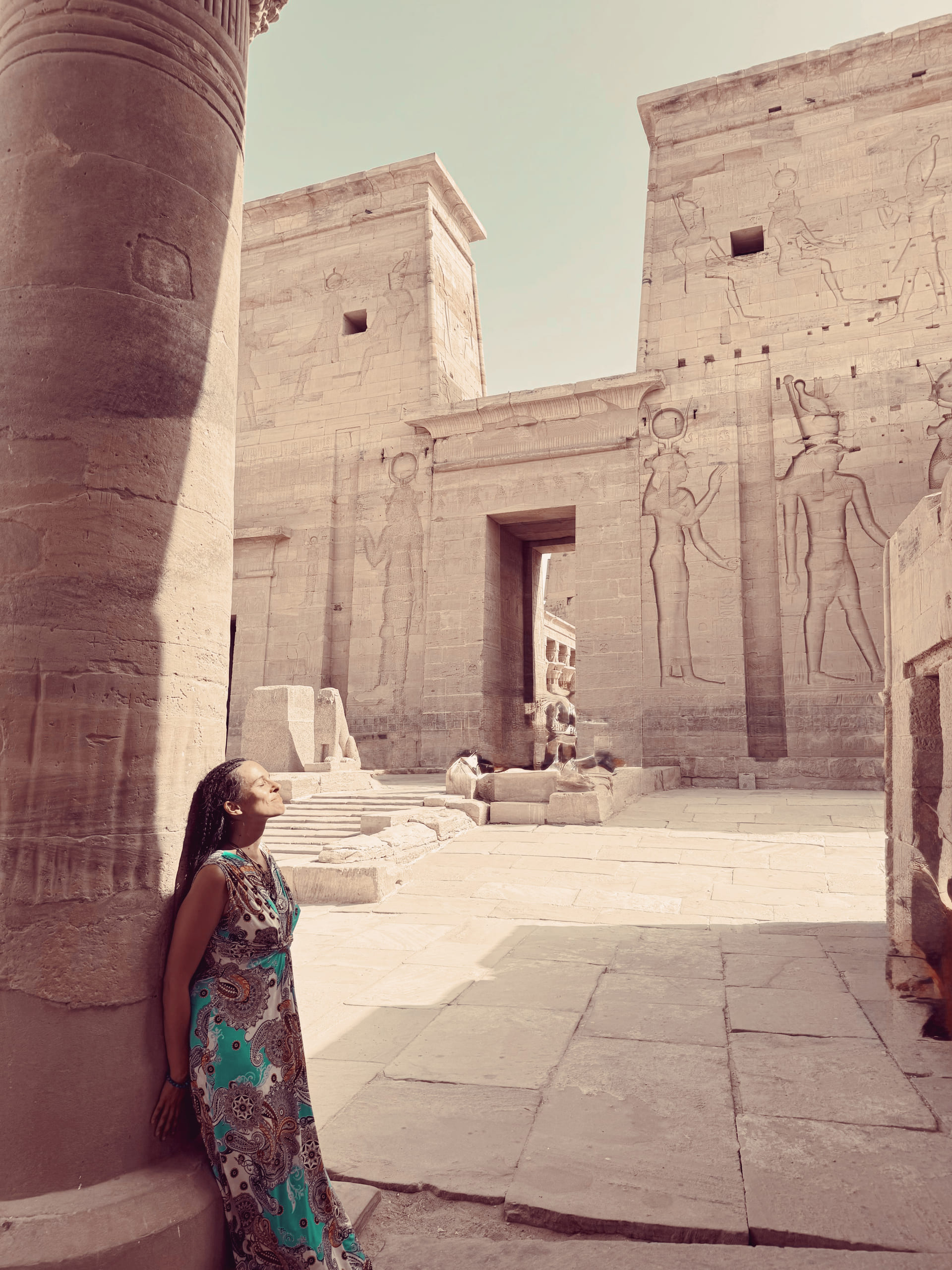 Rosa Gnostika – Chemin initiatique du Souvenir Originel, lumière réactivant l’ADN sacré