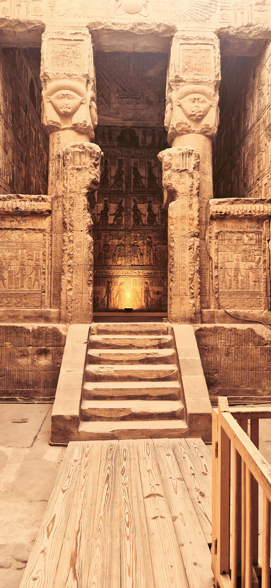 Rosa Gnostika – Chemin initiatique du Souvenir Originel, lumière réactivant l’ADN sacré